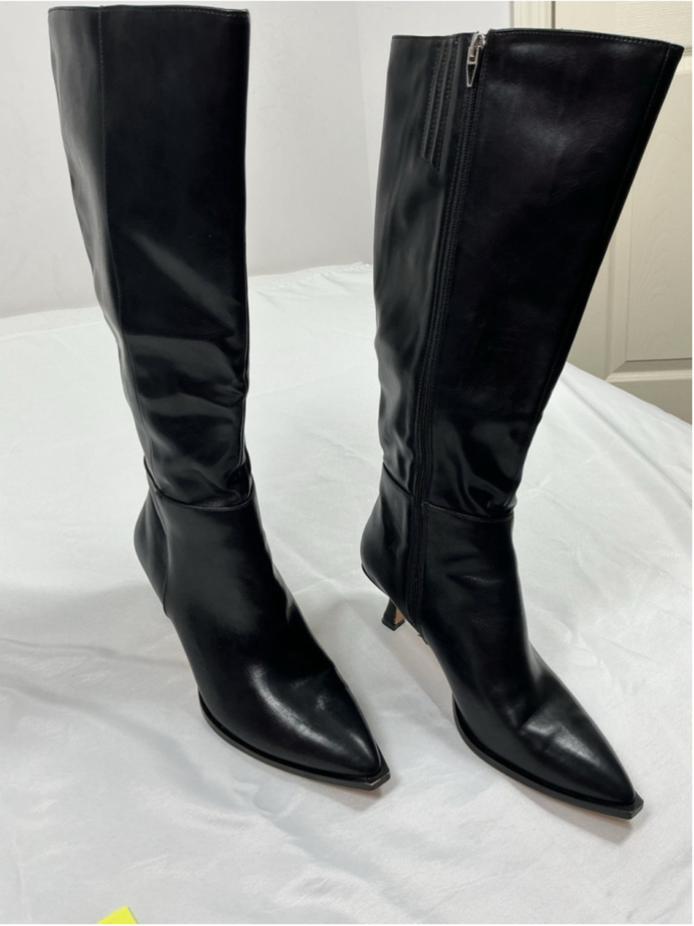 Womans Excellent Coutgo Knee High Fashion Boots 9 black Pointed Toe Kitten Heel